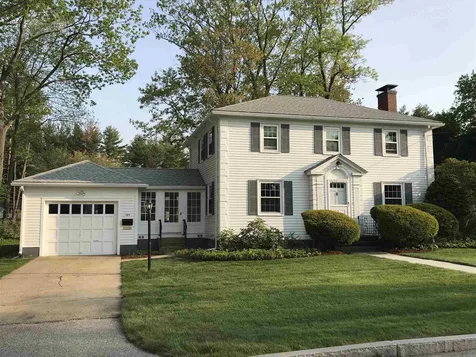 185 Walnut Hill Avenue Manchester NH 03104