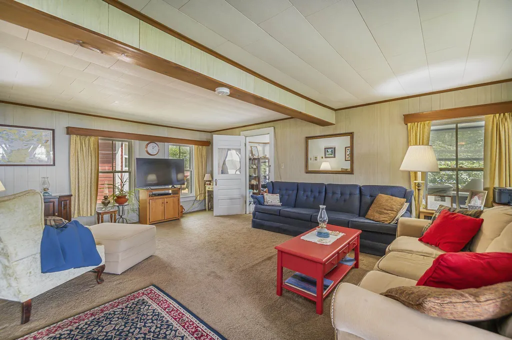 7 Flint Drive Tuftonboro NH 03816