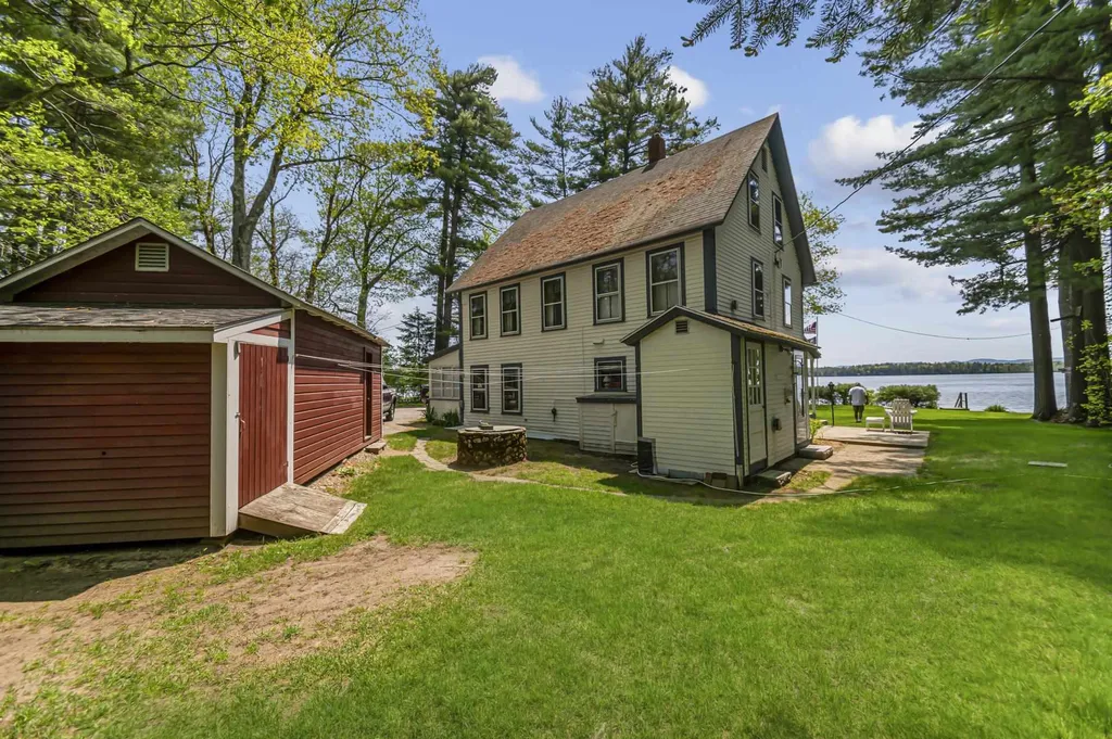 7 Flint Drive Tuftonboro NH 03816