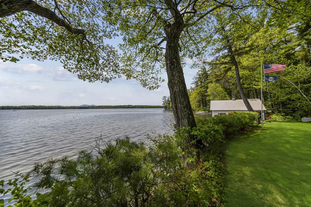 7 Flint Drive Tuftonboro NH 03816