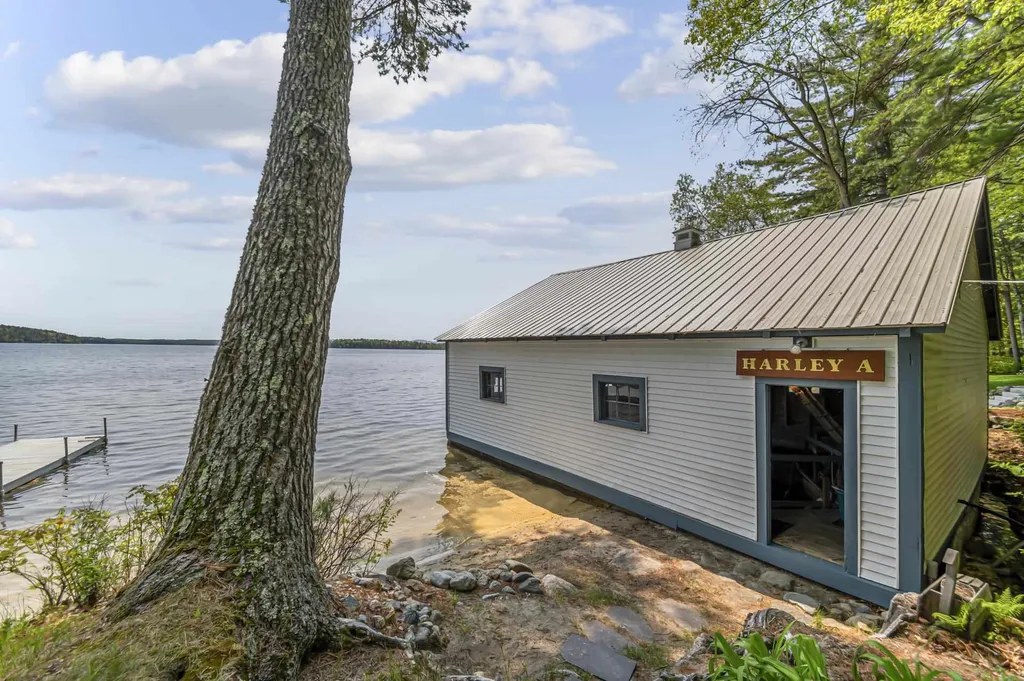 7 Flint Drive Tuftonboro NH 03816