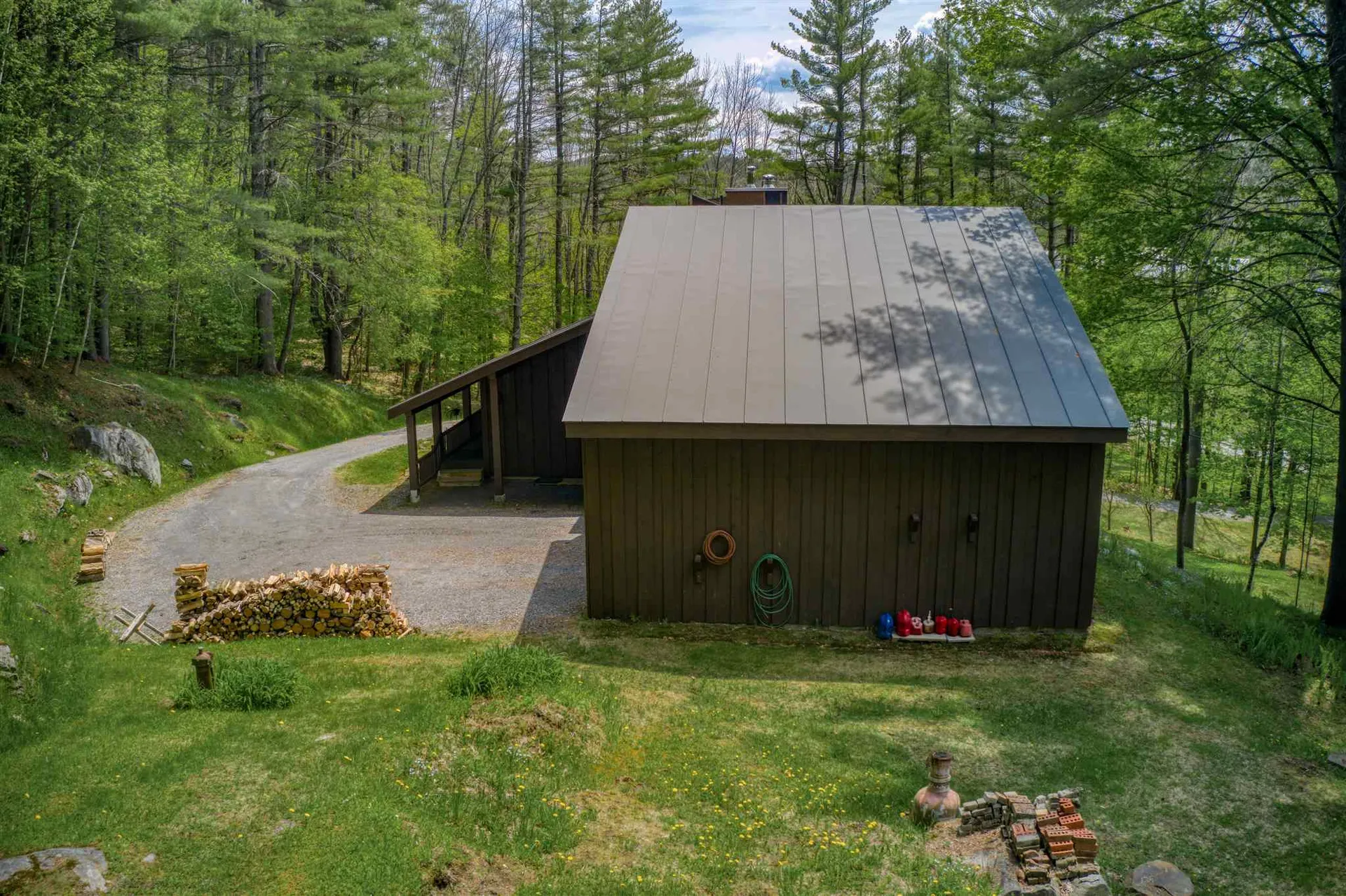 2504 Vt Route 12 Barnard VT 05091