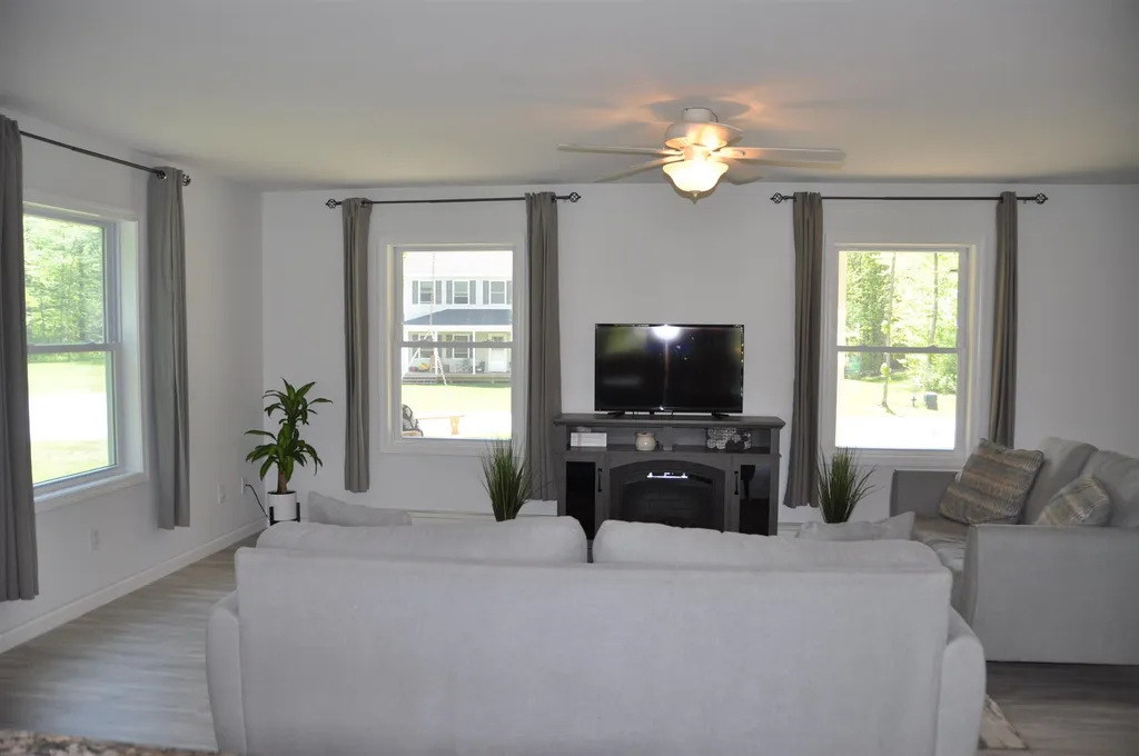 229 Daisy Lane Middlebury VT 05753