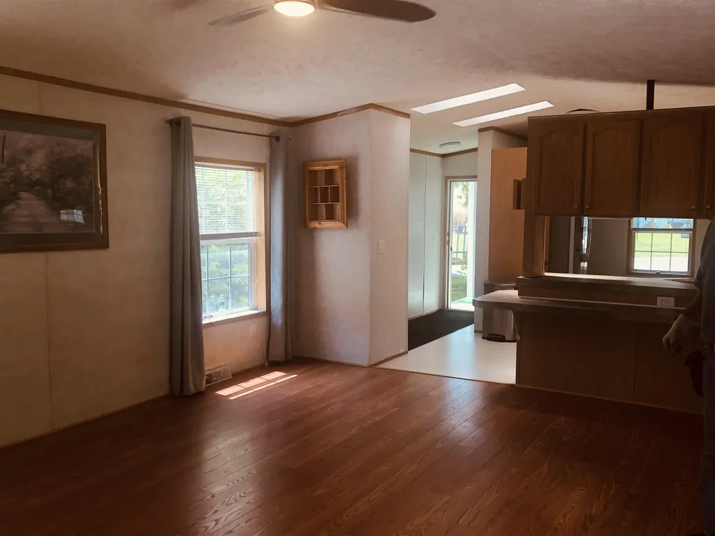 39 Campbell Street Salem NH 03079-2820