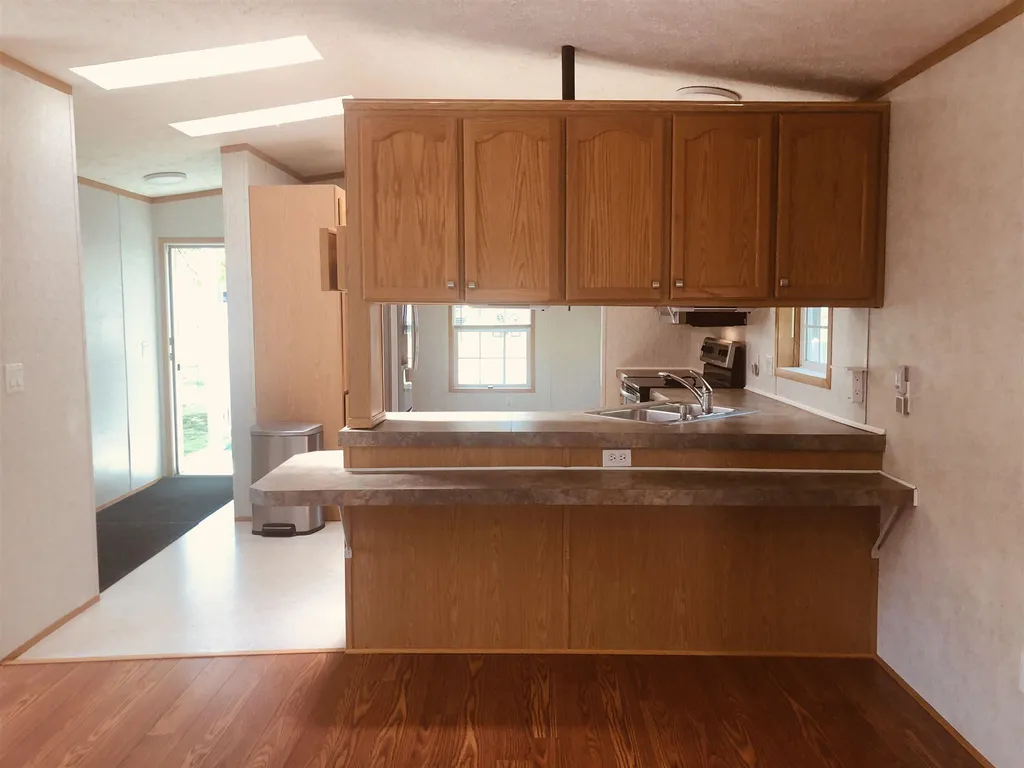 39 Campbell Street Salem NH 03079-2820