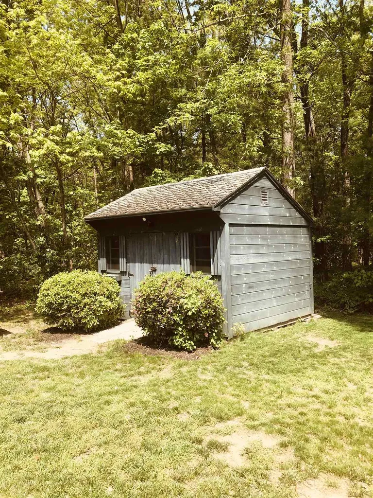39 Campbell Street Salem NH 03079-2820