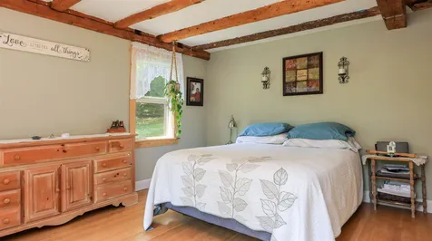 1652 Bennington Road Francestown NH 03043