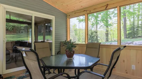 1652 Bennington Road Francestown NH 03043