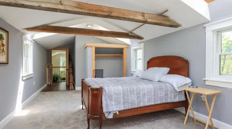 1652 Bennington Road Francestown NH 03043