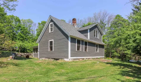 1652 Bennington Road Francestown NH 03043