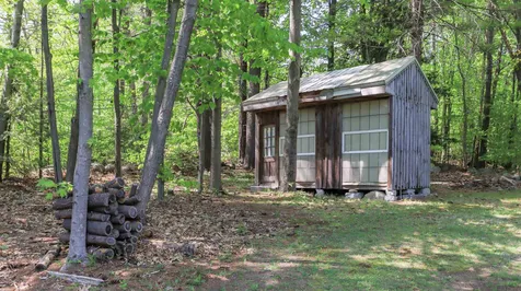 1652 Bennington Road Francestown NH 03043