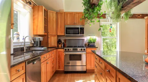 1652 Bennington Road Francestown NH 03043