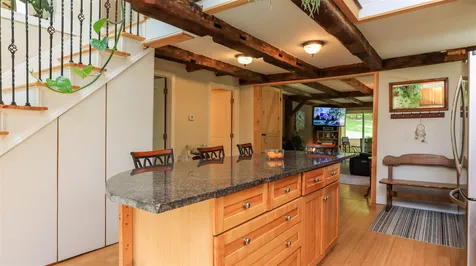 1652 Bennington Road Francestown NH 03043