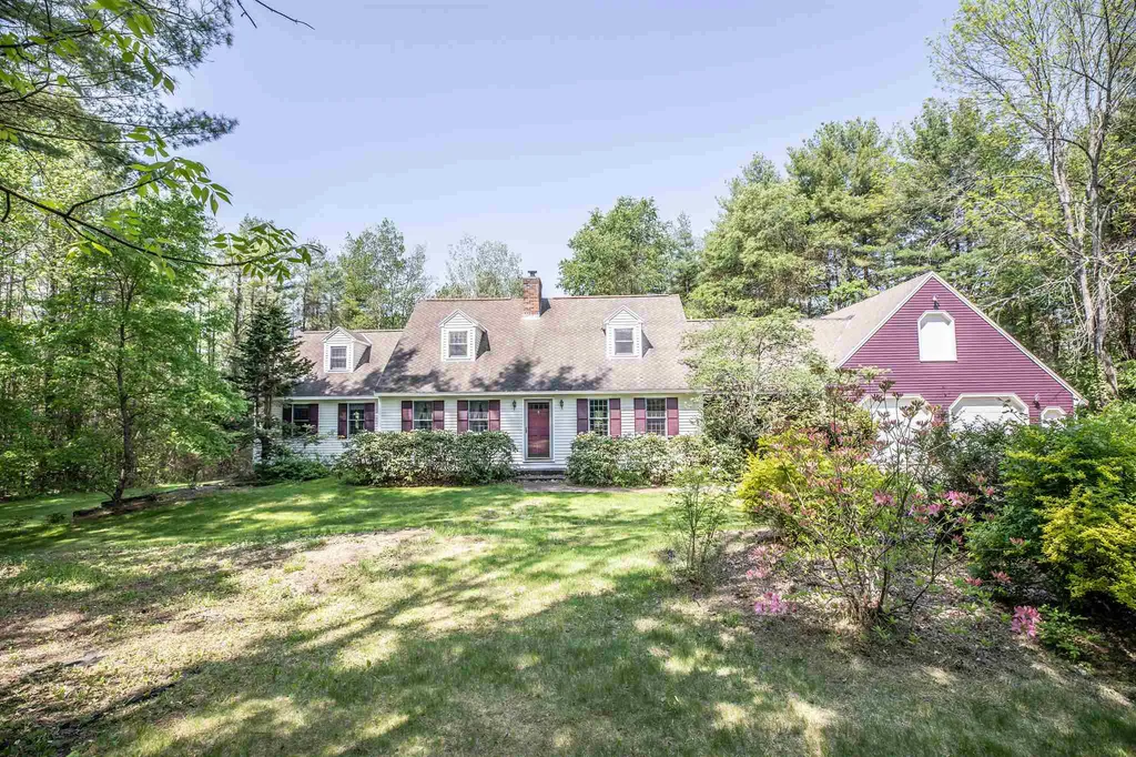 81 Gorham Pond Road Goffstown NH 03045