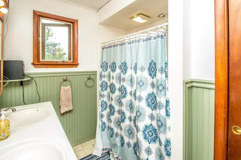 6 Wolcott Street Lancaster NH 03584