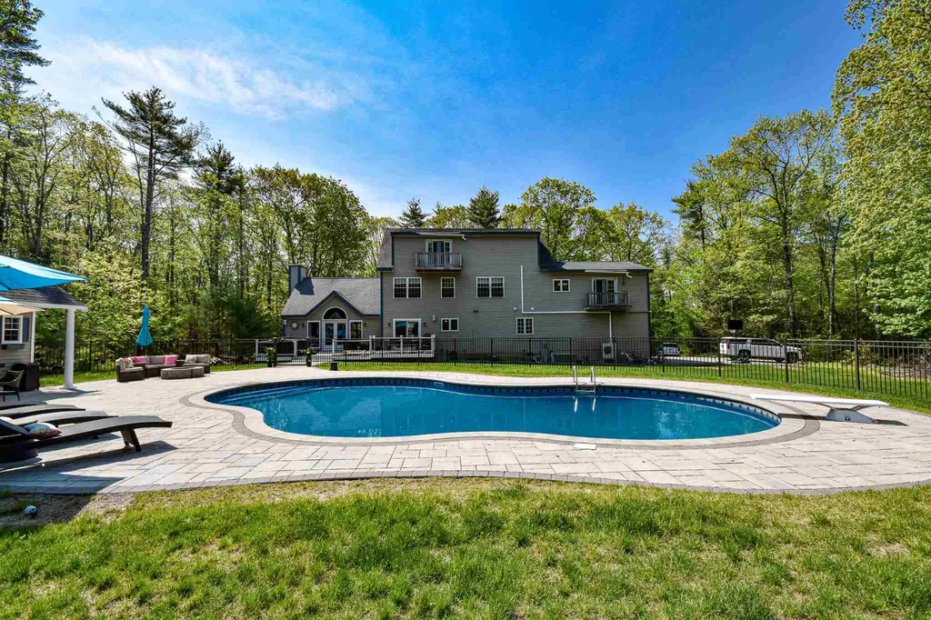 265 Tolend Road Dover NH 03820