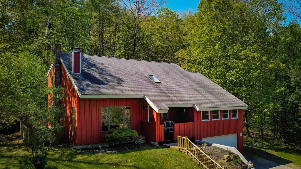 959 Safford Road Hartford VT 05059