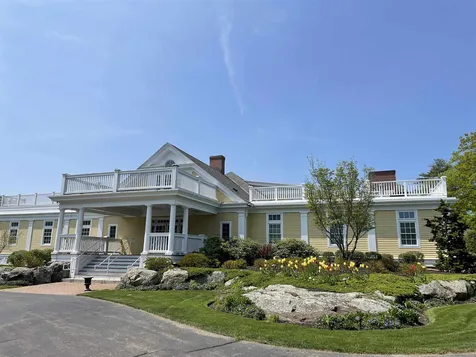 23 Chapel Road North Hampton NH 03862