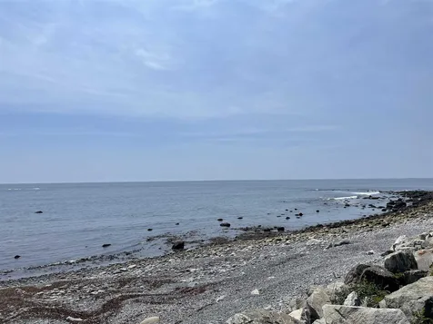 23 Chapel Road North Hampton NH 03862