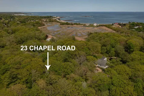 23 Chapel Road North Hampton NH 03862
