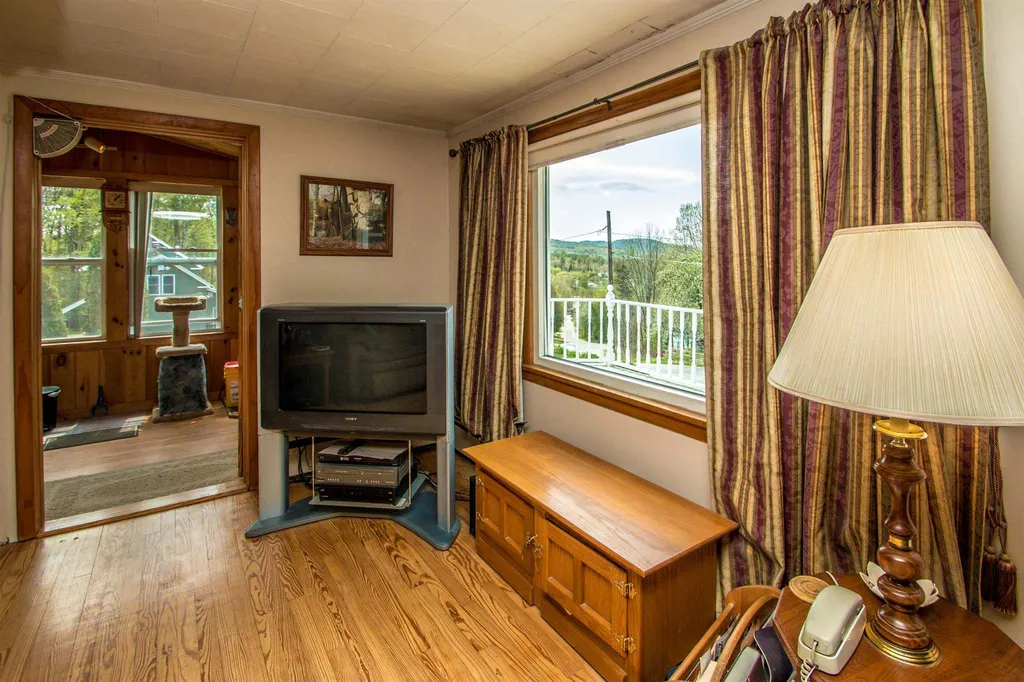 33 Fletcher Street Lancaster NH 03584
