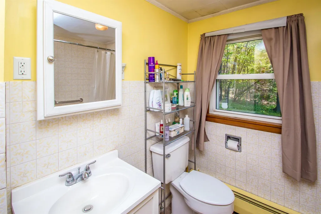 33 Fletcher Street Lancaster NH 03584