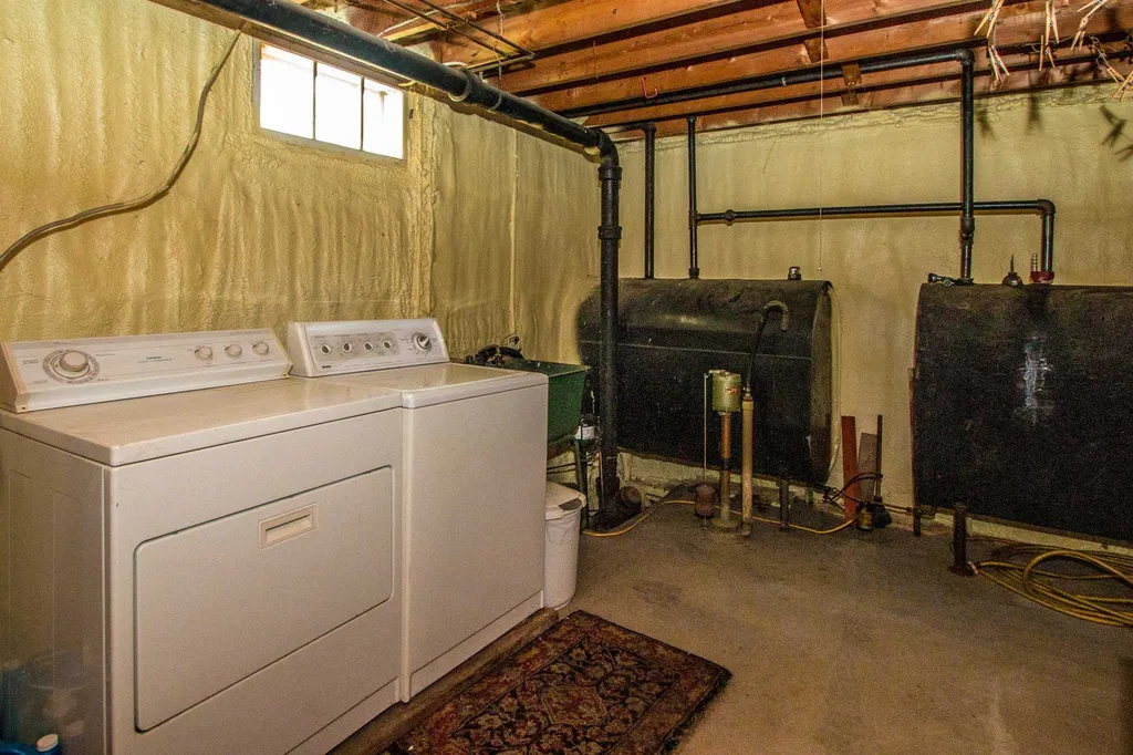 33 Fletcher Street Lancaster NH 03584