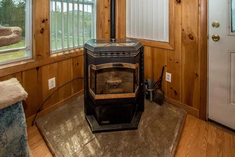 33 Fletcher Street Lancaster NH 03584