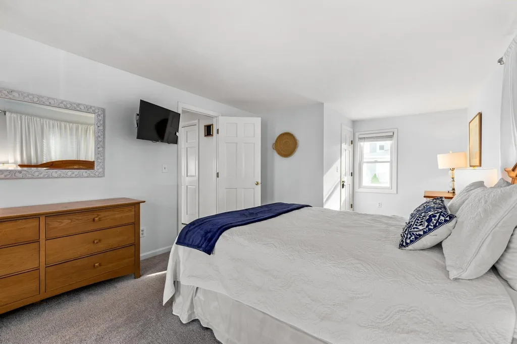 8 Fuller Acres Street Hampton NH 03842
