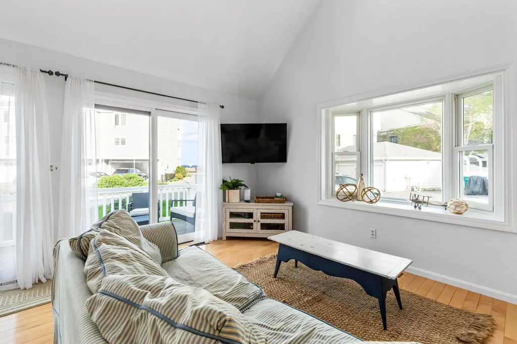 8 Fuller Acres Street Hampton NH 03842
