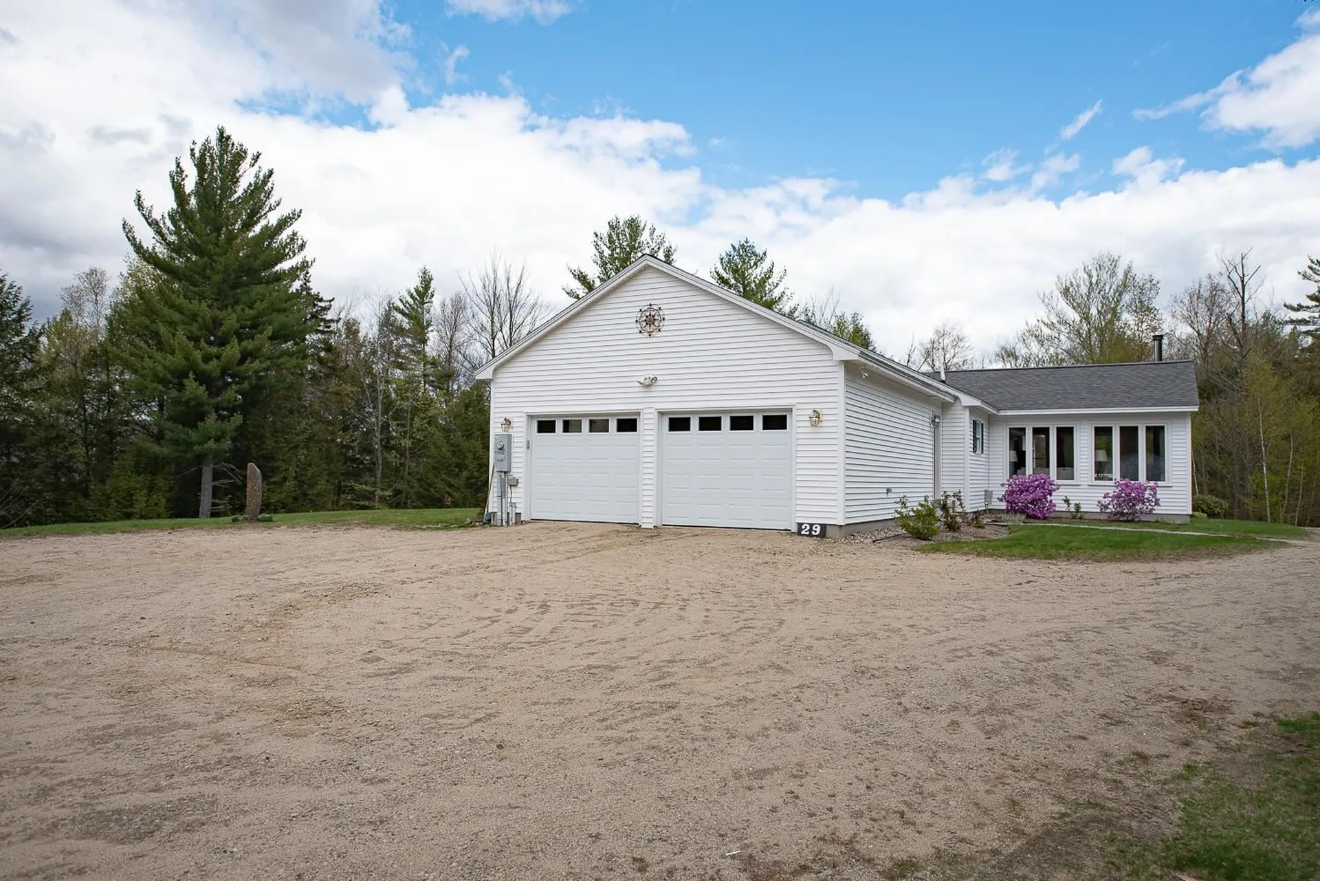 29 Valley View Road Hebron NH 03241