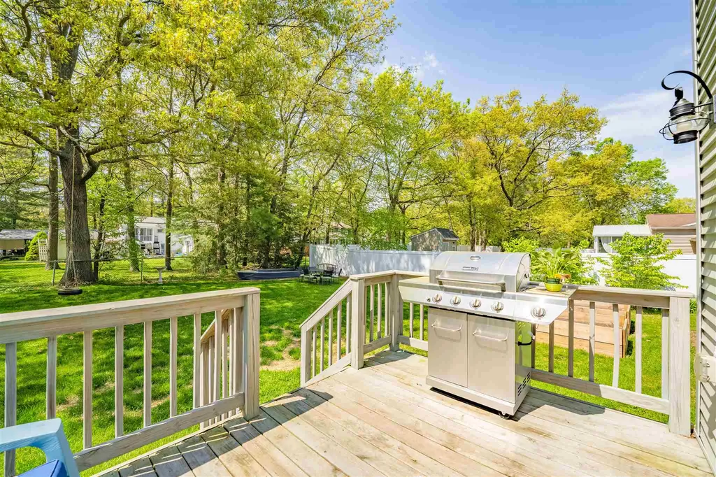 160 Greenwood Drive Colchester VT 05446