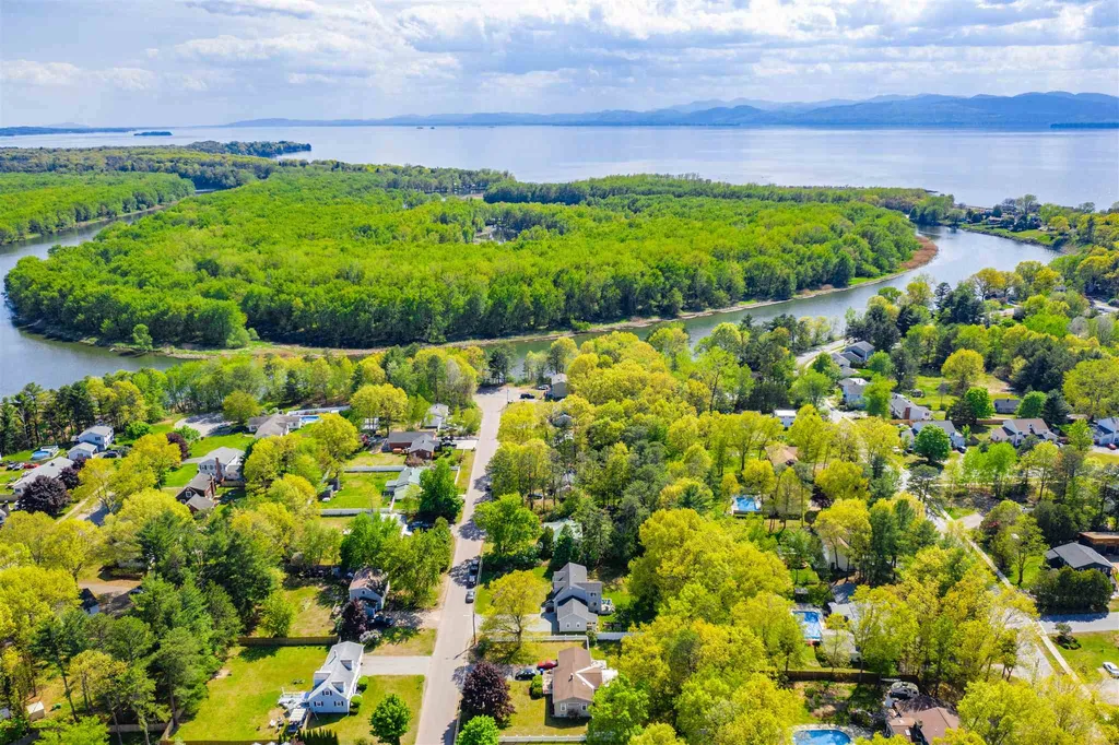 160 Greenwood Drive Colchester VT 05446