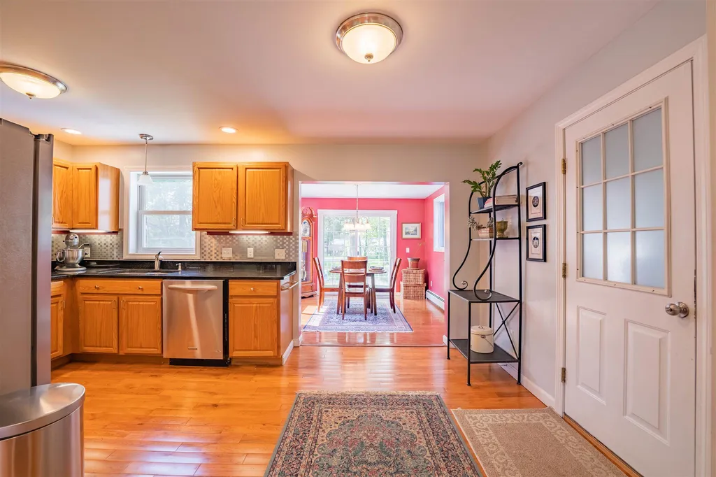 160 Greenwood Drive Colchester VT 05446