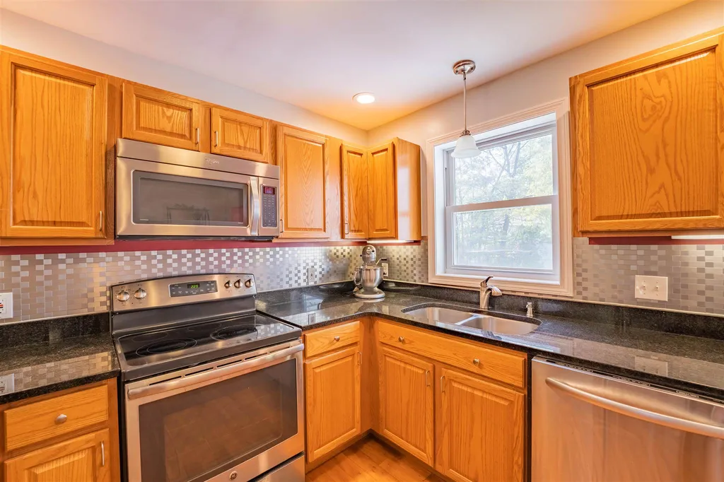 160 Greenwood Drive Colchester VT 05446