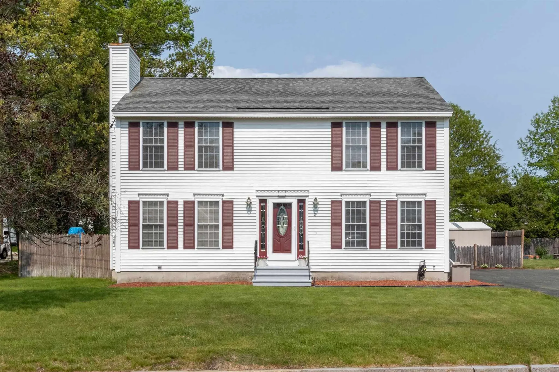 8 Barbara Lane Manchester NH 03103