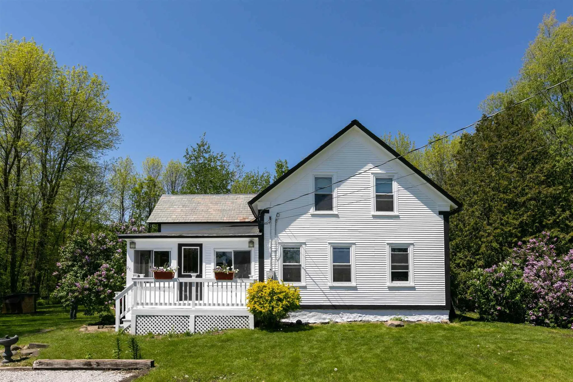 271 Us Route 2 Grand Isle VT 05458