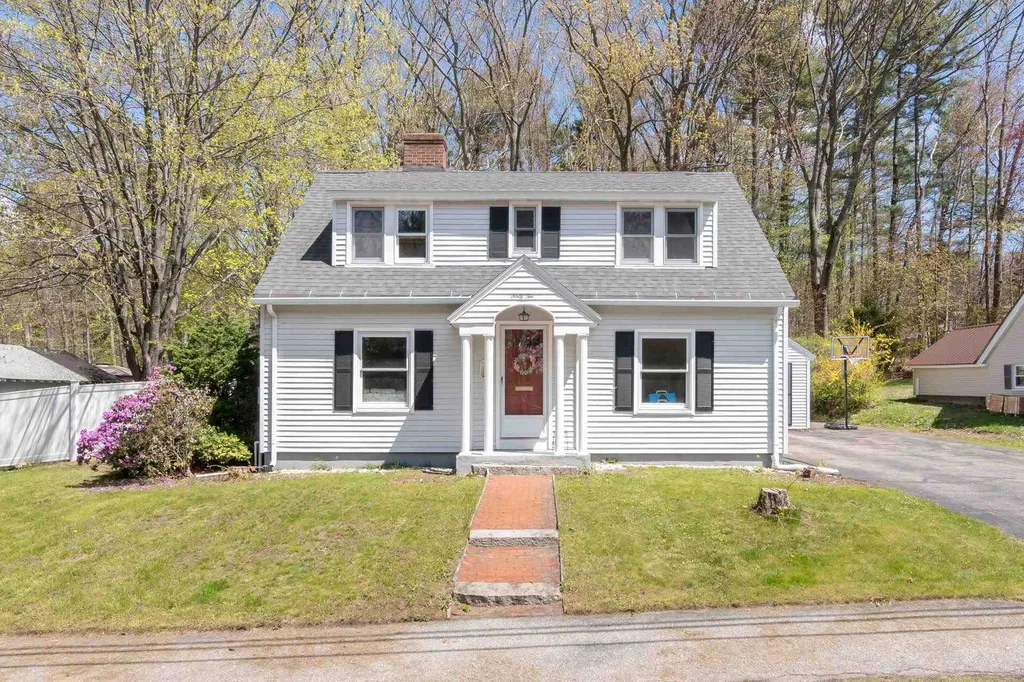62 Walker Street Laconia NH 03246