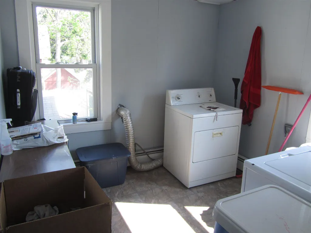 23-25 Salem Street Nashua NH 03064