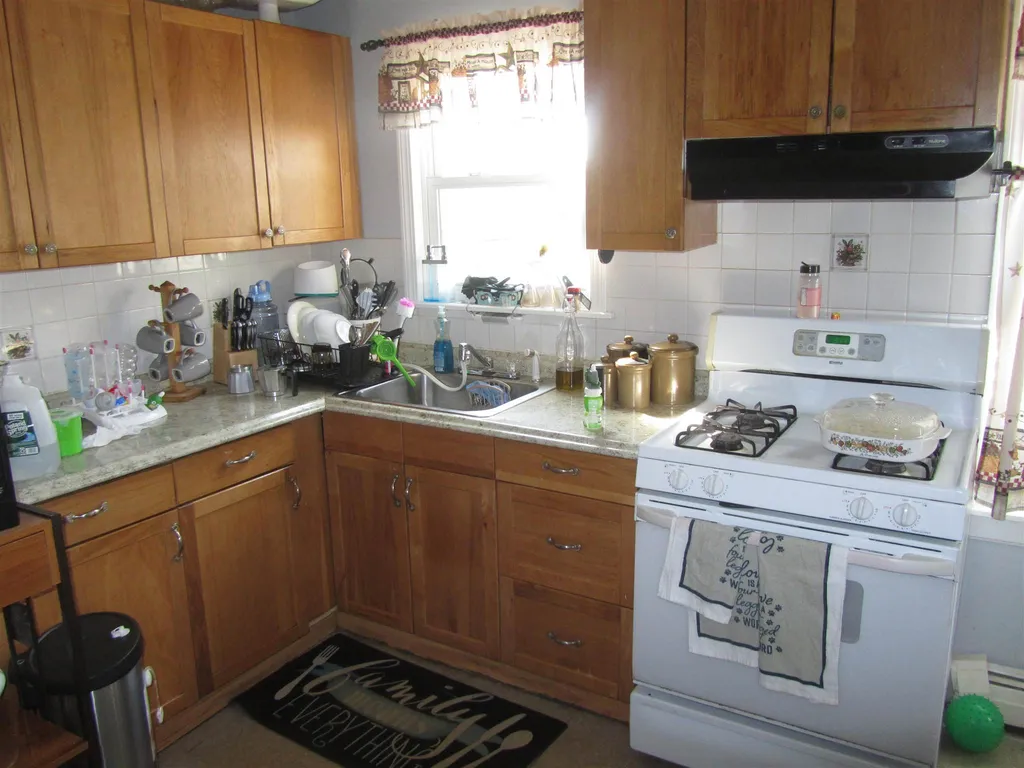 23-25 Salem Street Nashua NH 03064