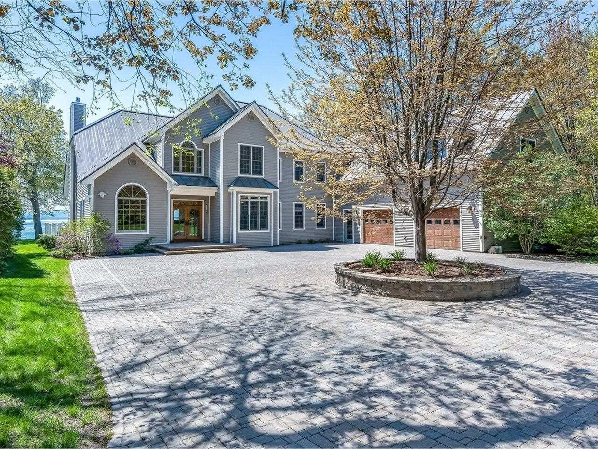11 Driftwood Lane Burlington VT 05408