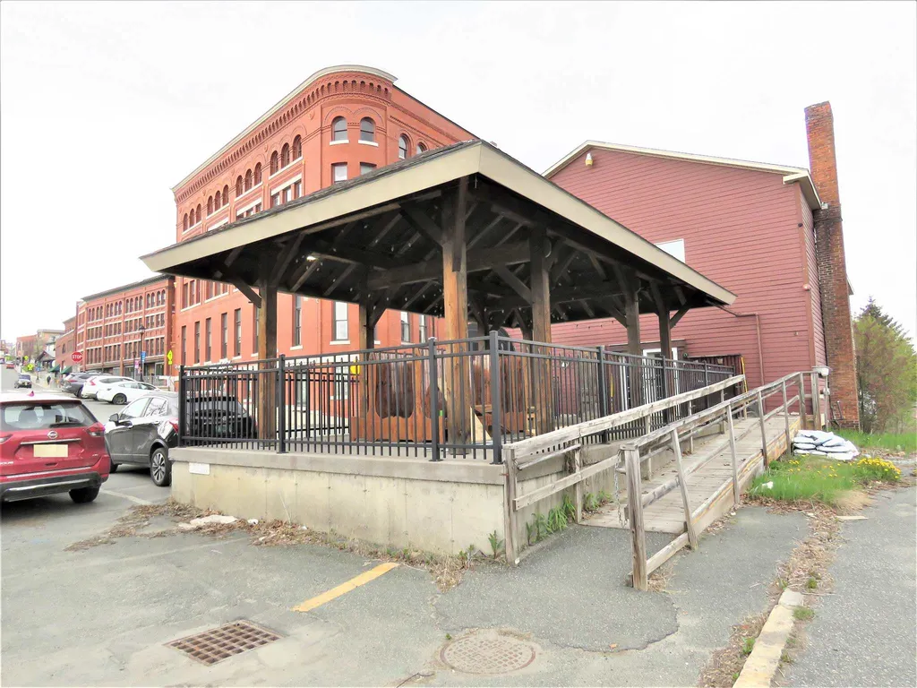 25 Depot Square St. Johnsbury VT 05819