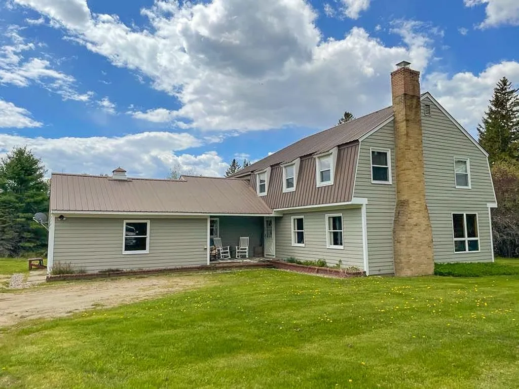 300 Garland Road Lancaster NH 03584