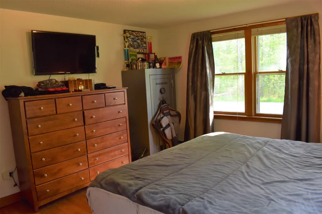 14 Turnpike Road Thetford VT 05043