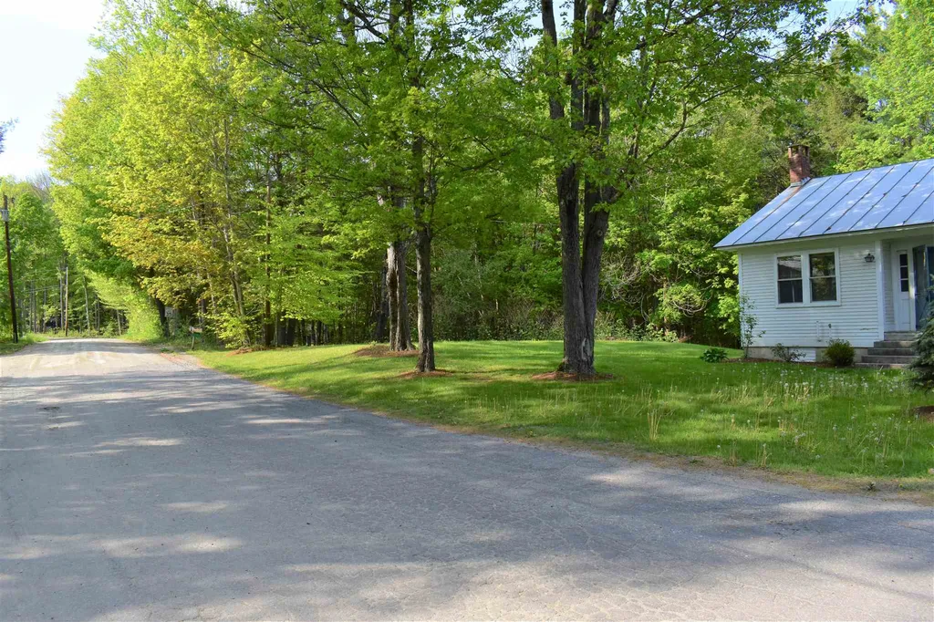14 Turnpike Road Thetford VT 05043