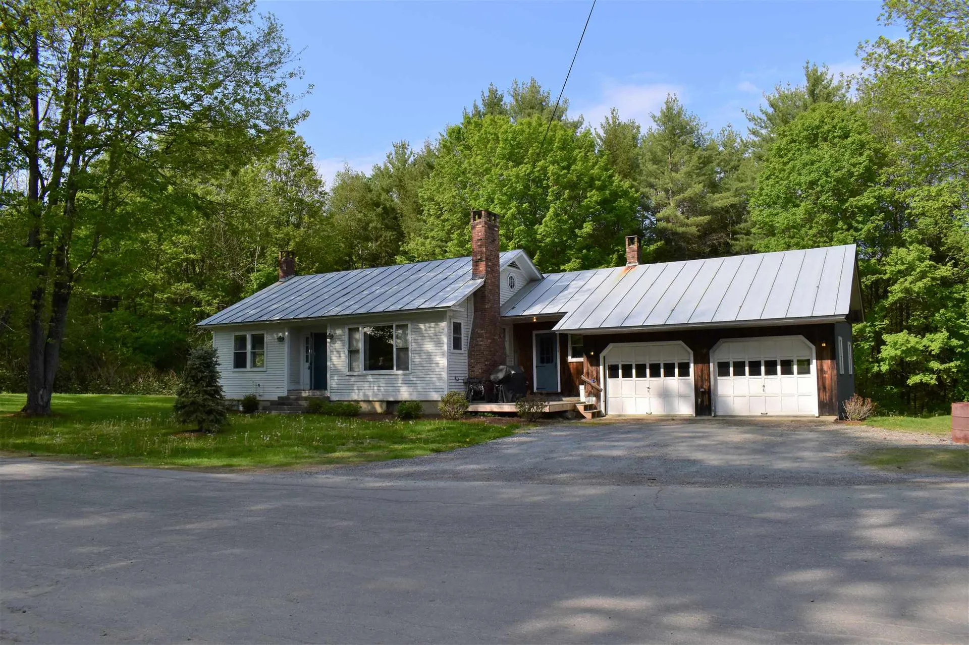 14 Turnpike Road Thetford VT 05043