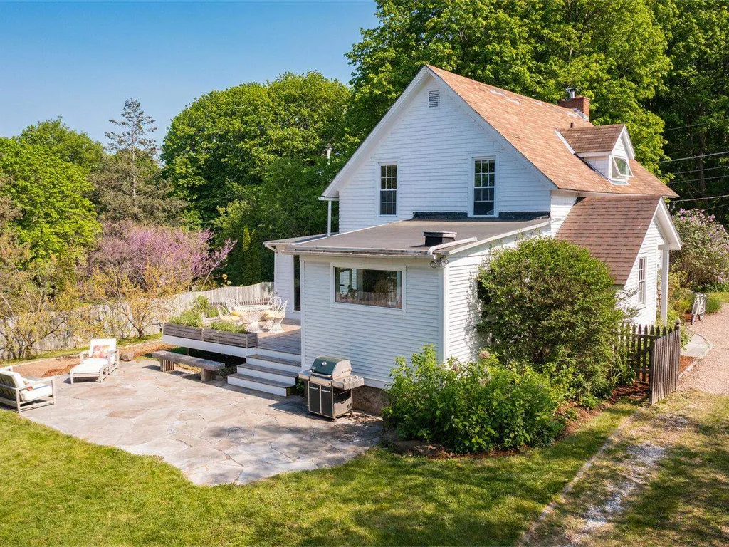 275 Marsett Road Shelburne VT 05482