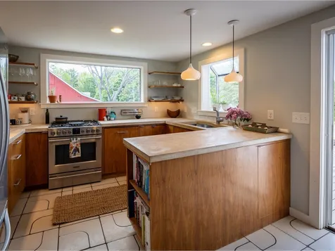 275 Marsett Road Shelburne VT 05482