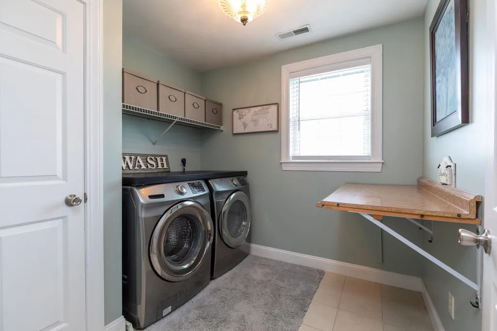 5 Washington Drive Brentwood NH 03833
