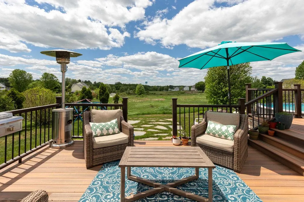 5 Washington Drive Brentwood NH 03833